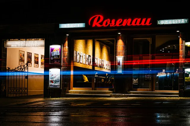 Rosenau - Lokalität & Bühne