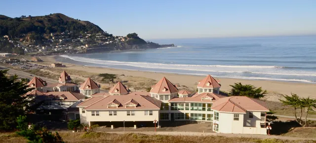 Pacifica Beach Hotel