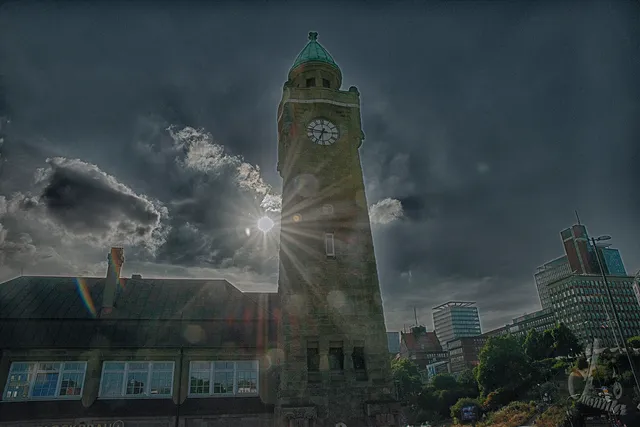 Fußgängerbrücke bei den Landungsbrücken