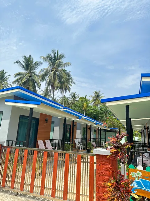 Kook Bungalows บริการห้องพัก เรือนำเที่ยวท่องทะเลตรัง