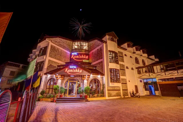 Hotel Kanishka Manali