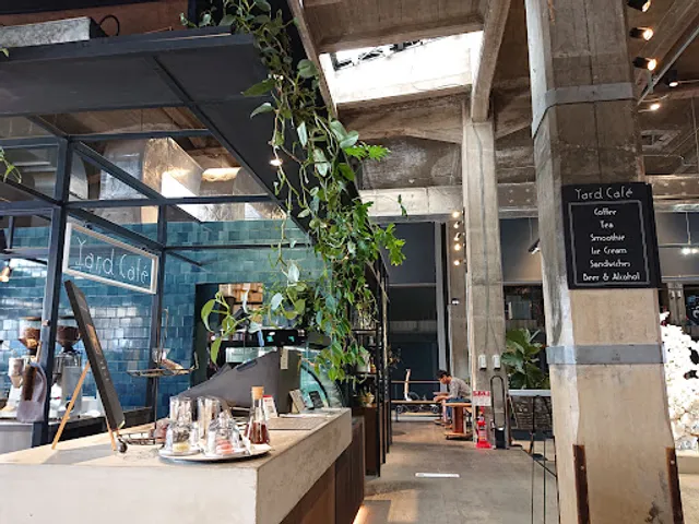 Yard Cafe ONOMICHI U2