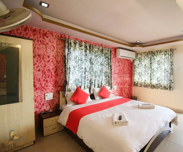 Hotel Sun Shine Residency