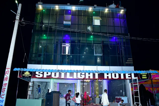 Spotlight Hotel