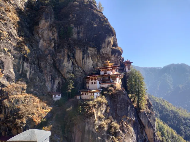 Bhutan Old Monk Tours & Trek