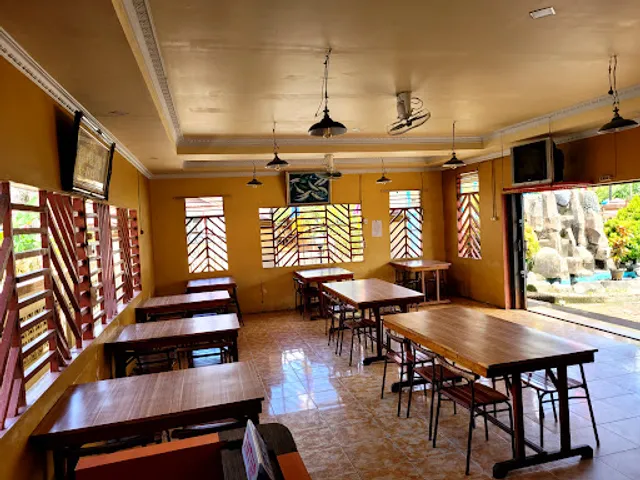 Rumah Makan Pondok Ladang