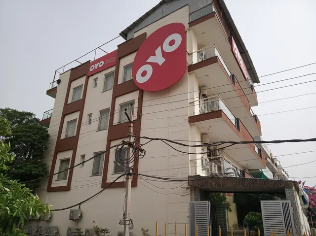 OYO 16953 The Grace Residency