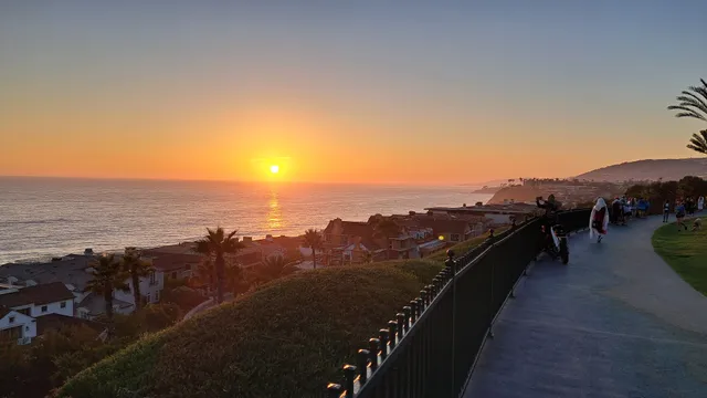 Strands Beach Parking