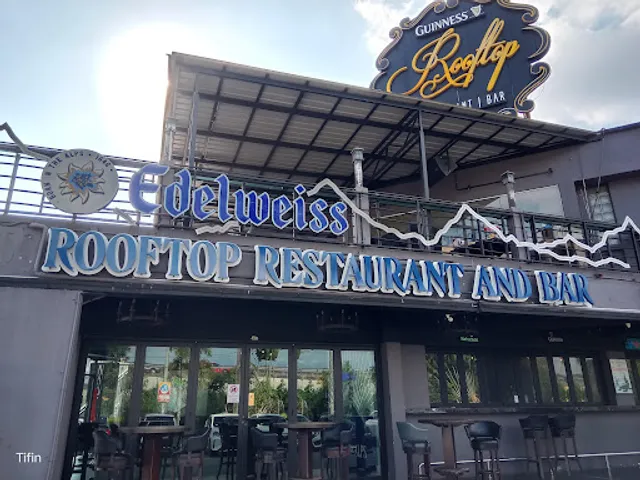 Rooftop Restaurant and Bar