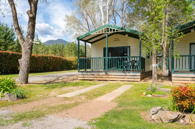 Bright Accommodation Park