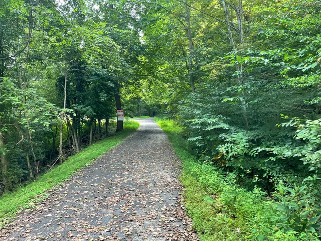 Elk River Rail Trail - Clendenin North Trailhead
