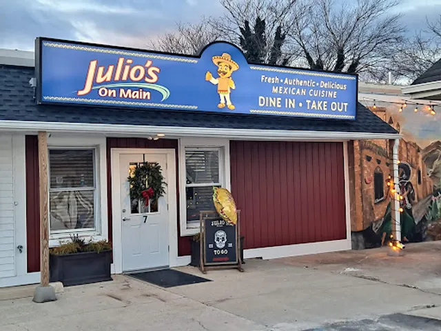 Julio’s On Main