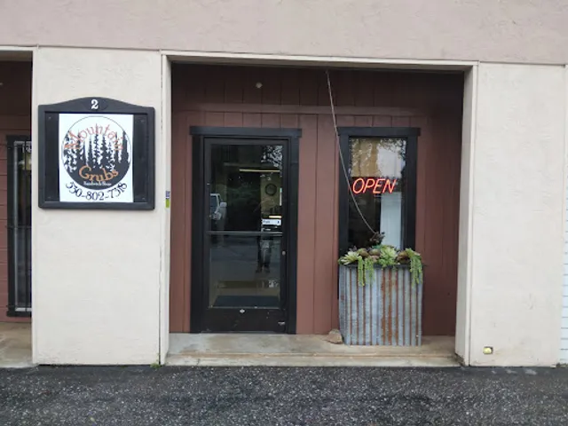 Mountain Grubs Sandwich Shop