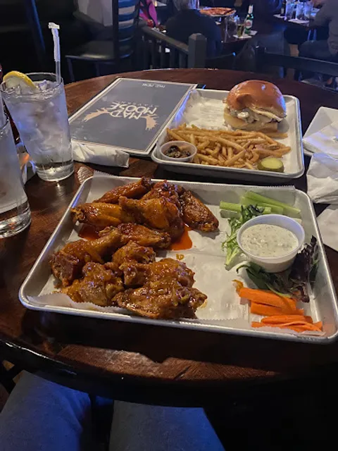 Mad Moose Tavern