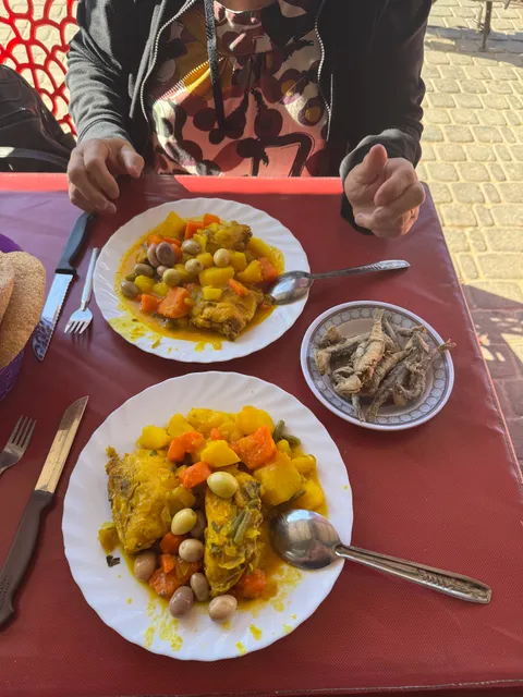 مطعم شعبي الحسيمة