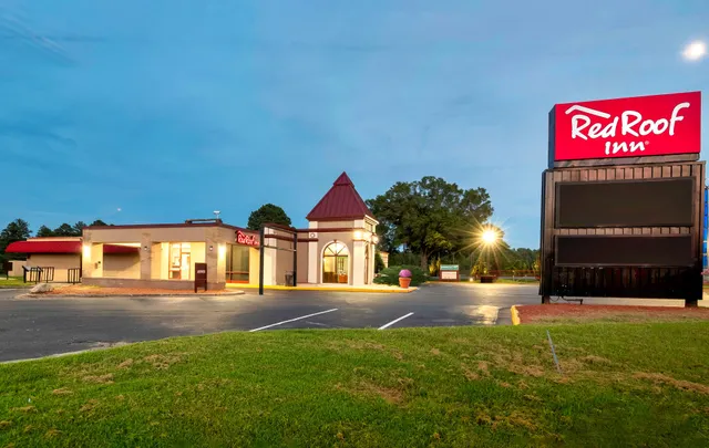 Red Roof Inn Petersburg – Fort Lee