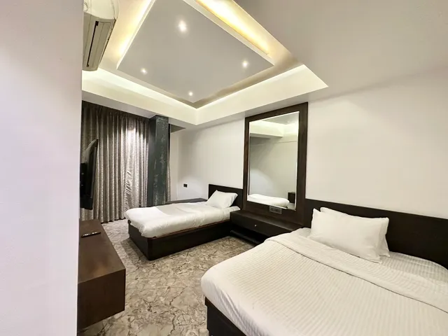 TAKHT - Executive Suites & Rooms