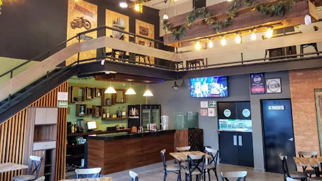 La Cosa Qro Restaurant.