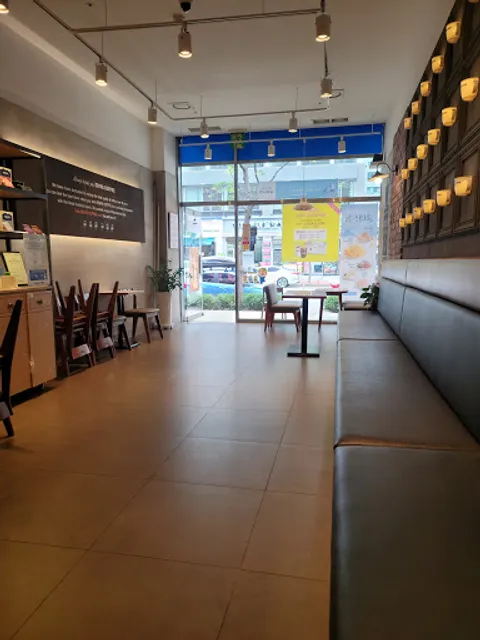 이디야 청라엑슬루타워점