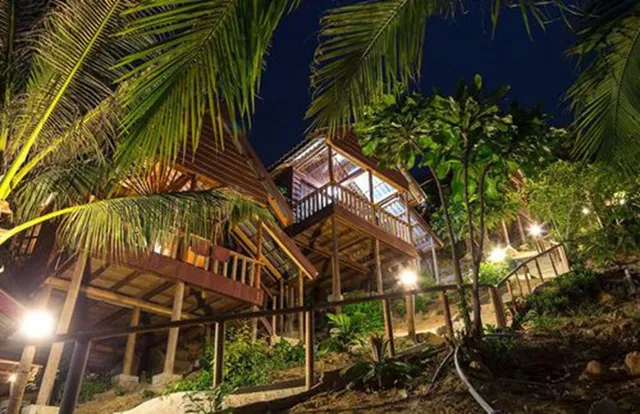 Happy Elephant Bungalows