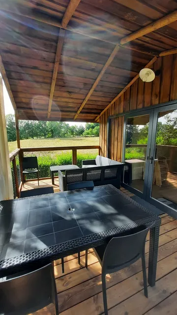 Camping Domaine Relais du Lac en Aveyron (camping de saint Gervais en Aveyron) Aubrac/Laguiole