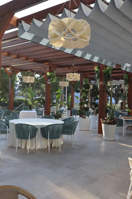 Alrawshe lebanese cuisine