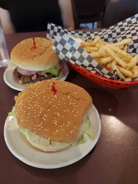 Splitter's Bar & Restaurant