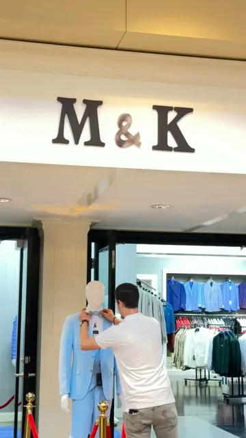 M&K suits Florence mall