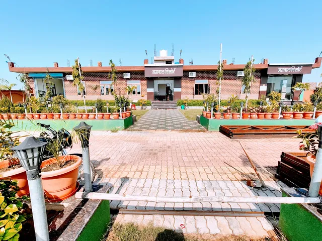 Agrawal Resort and Swimming Pool