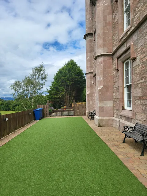 Langhouse Castle Bed & Breakfast