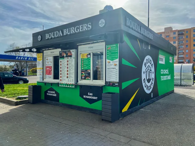 Bouda Burgers - OC Čtyři Dvory