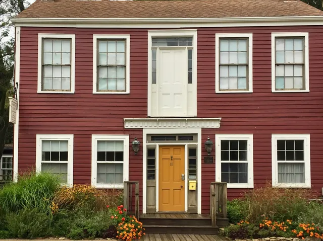 Shake Rag Alley Center for the Arts