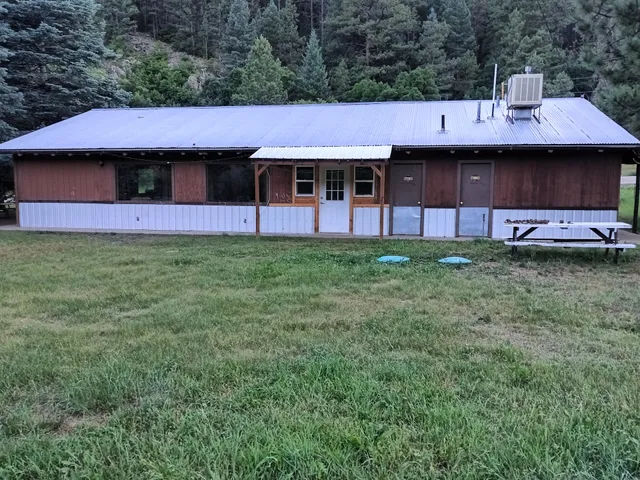 Sierra Bonita Cabins & RV Park