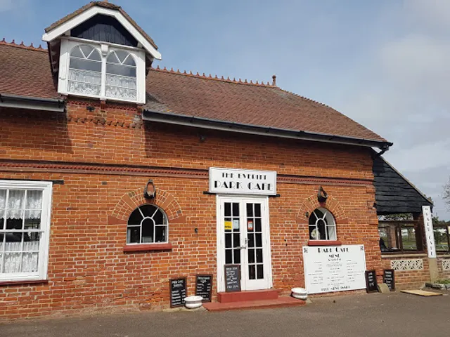 Everitt Park Café & Bar