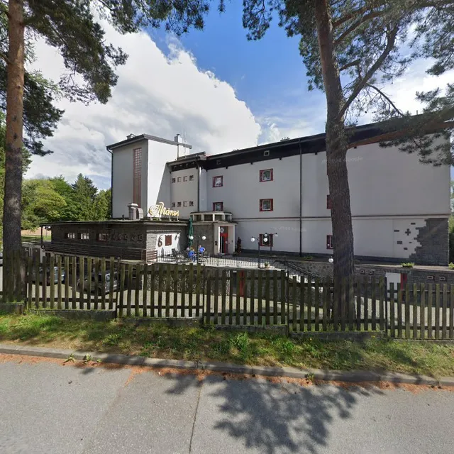 Hotel Mánes (Svratka)
