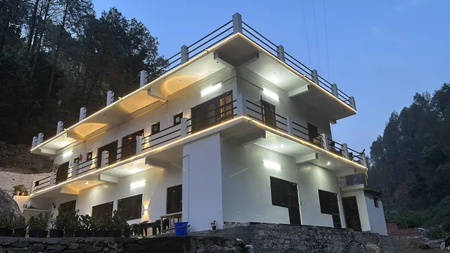 Chirag Homestay kainchi Dham