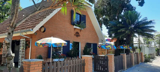 Di Komê Garage Bistrô