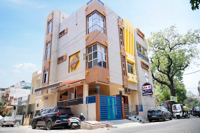 ShivSneh Home Stay(room starts from 2000/-)