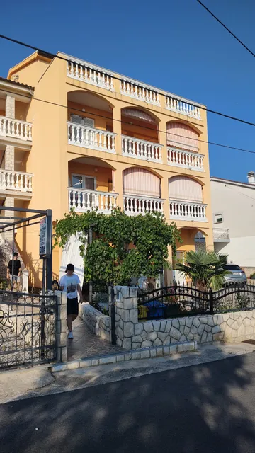 Guest House Haus Til