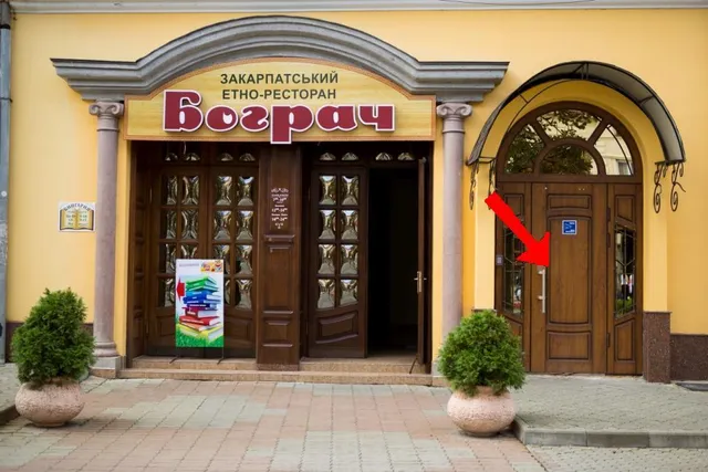 Best Apartments on Kyryla & Mefodia