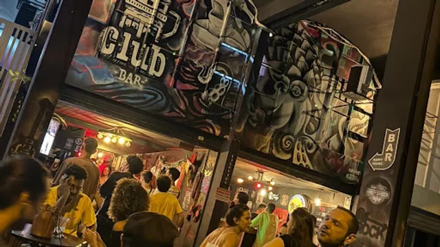 Club Bar