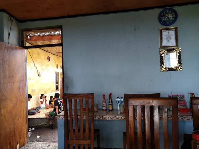BAKSO SOTO BALUNG BABI TIINGADI