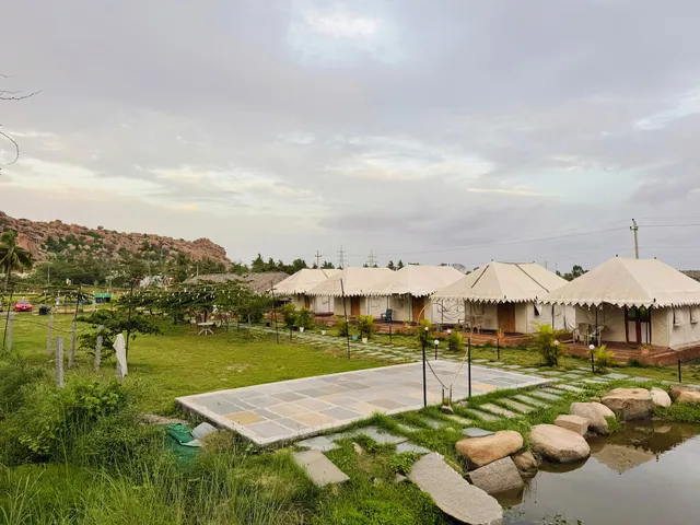 Murali Guesthouse Hampi