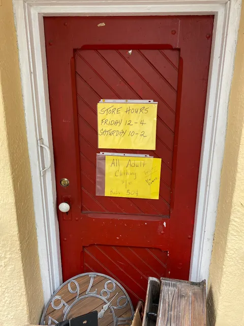 Red Door Thrift Shop