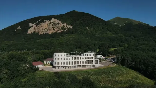 Орлиные скалы