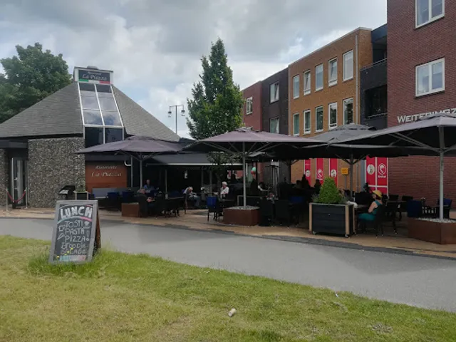 Pizzeria Ristorante La Piazza