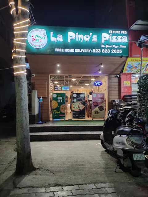 La Pino'z Pizza - Memnagar, Ahmedabad