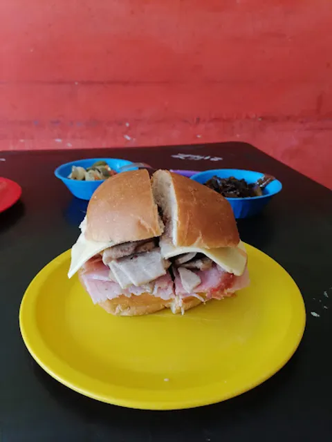 Tortas Los Gallos