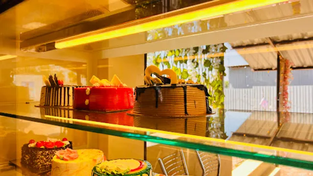 Flavours Veg. Restaurant & Bakery