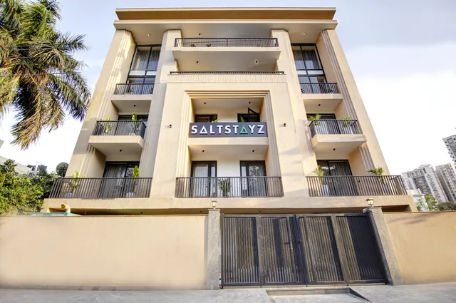 Saltstayz Premier Sector 27 - Galleria Market & MG Road